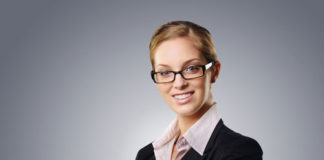 Jak ubrać się stylowo do pracy?