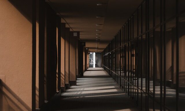 Od czego są cienie pod oczami?