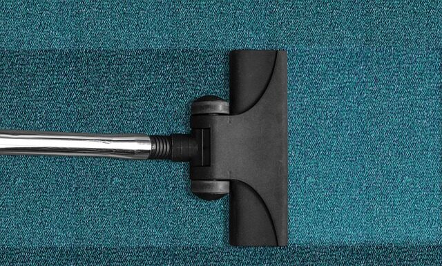 Czym można zastąpić Cleaner do paznokci?