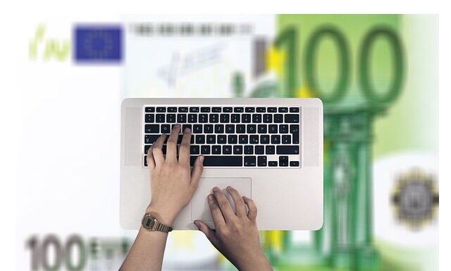 Ile zarabia stylistka rzęs w domu?