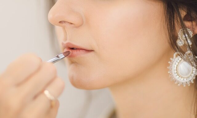 Czym Odkazić wargi sromowe? Czym Odkazić wargi sromowe?