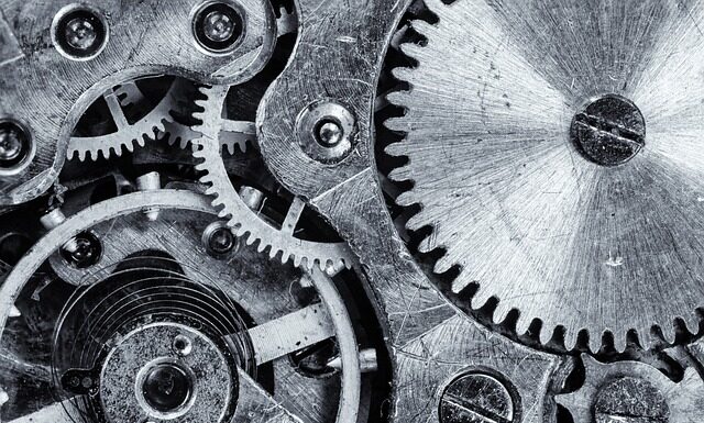 Jaki silnik do frezarki do drewna?