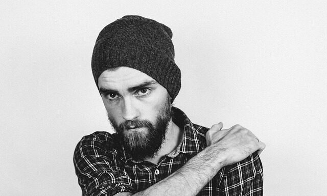 Czym golić zarost na twarzy? Czym golić zarost na twarzy?