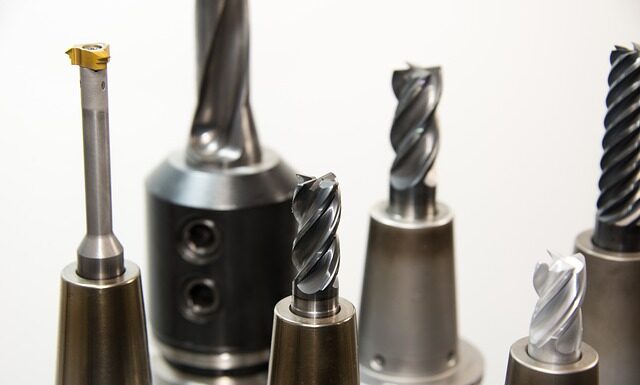 Jaki frez do wycinania w drewnie? Jaki frez do wycinania w drewnie?