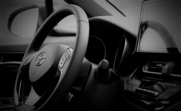 Co jest lepsze hybryda czy akryl? Co jest lepsze hybryda czy akryl?