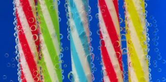 Jak nakładać bazę pod podkład?