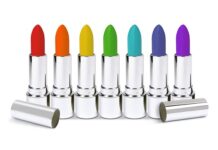 Co zrobić żeby szminka była trwała? Co zrobić żeby szminka była trwała?