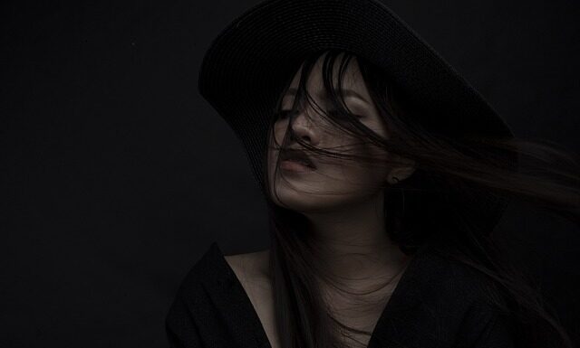 Komu pasują czarne oprawki?