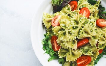 Co lepsze pastą czy wosk?